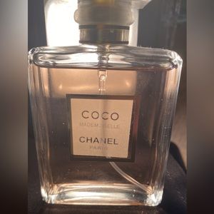 Coco mademoiselle Chanel perfume